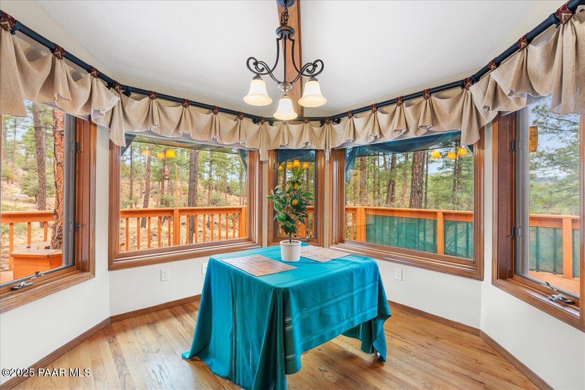 1940 Coyote Road Prescott, AZ 86303 - Photo 15 of 39 13-Breakfast Nook