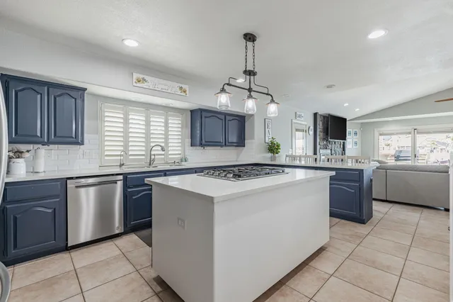 $1,199,000 | 4621 Clipper Drive, Discovery Bay, CA 94505