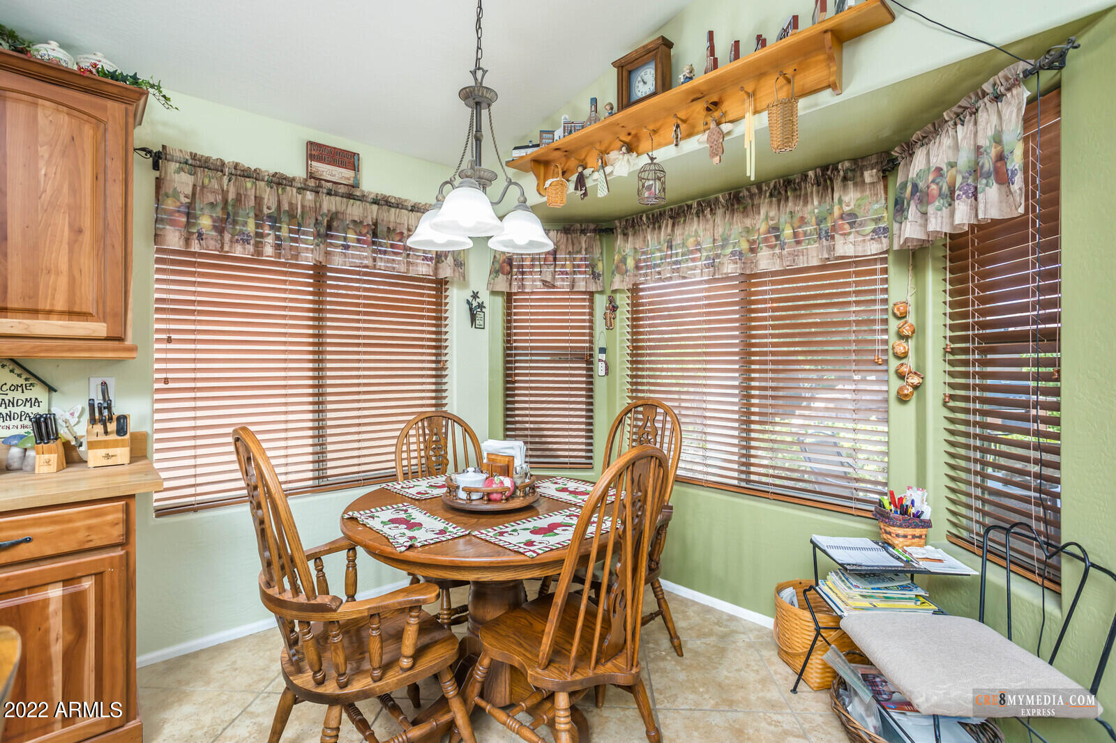 45083 West Norris Road Maricopa, AZ 85139 - Photo 18 of 35 a view of a dining room with furniture and window