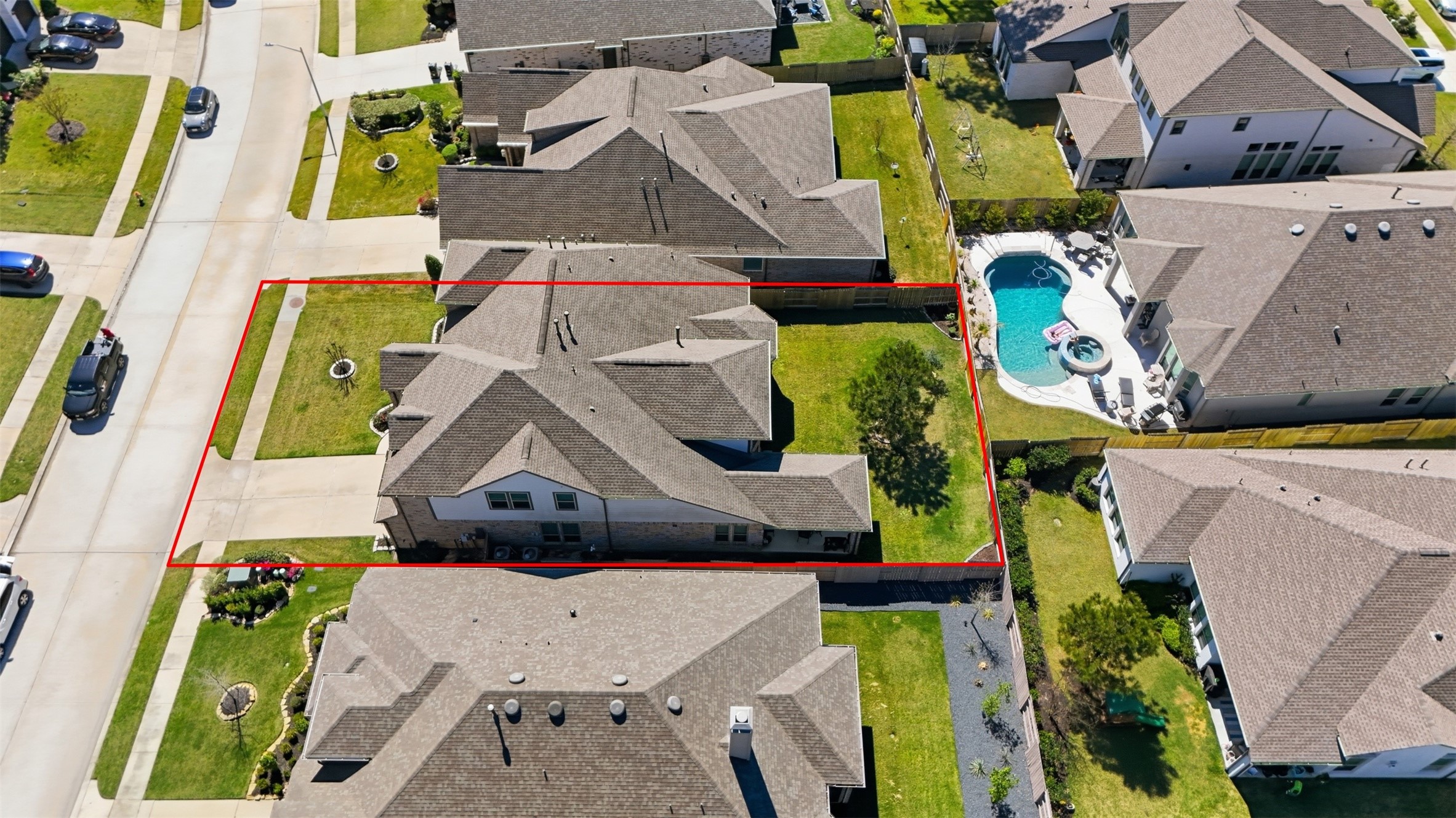 15133 Mahogany Trail Conroe, TX 77302 - Photo 42 of 49 an aerial view of a house with a garden
