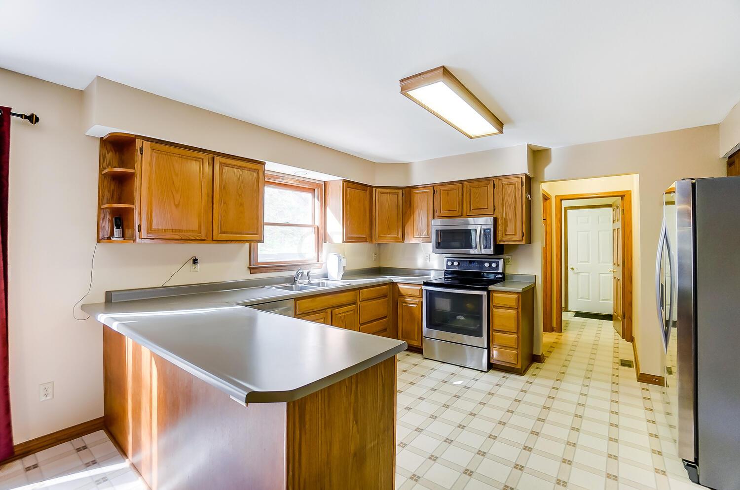 1425 Deer Run Road Newark, OH 43055 - Photo 13 of 31 50031344-021_web