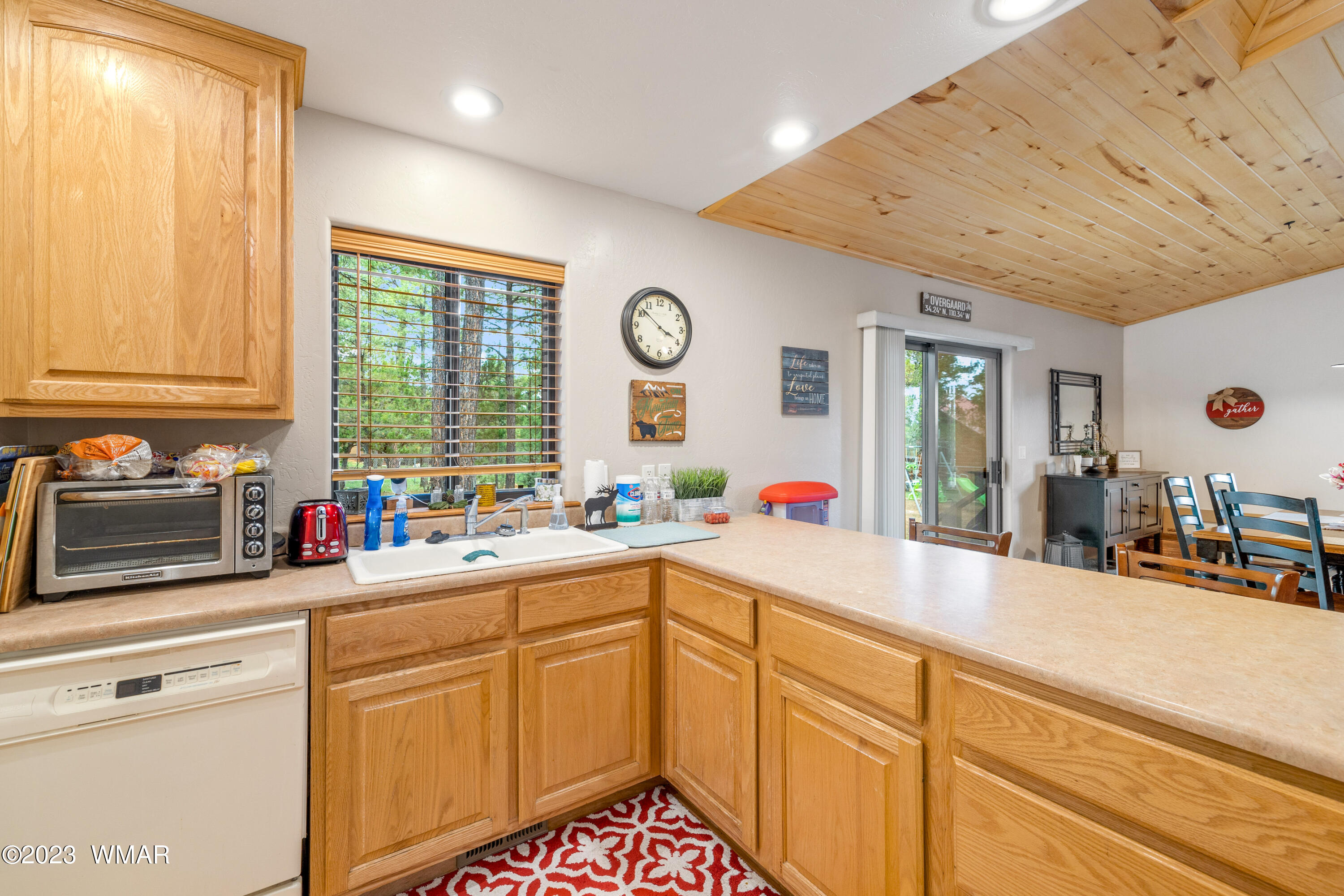 2862 Cedar Ridge Drive Overgaard, AZ 85933 - Photo 14 of 36