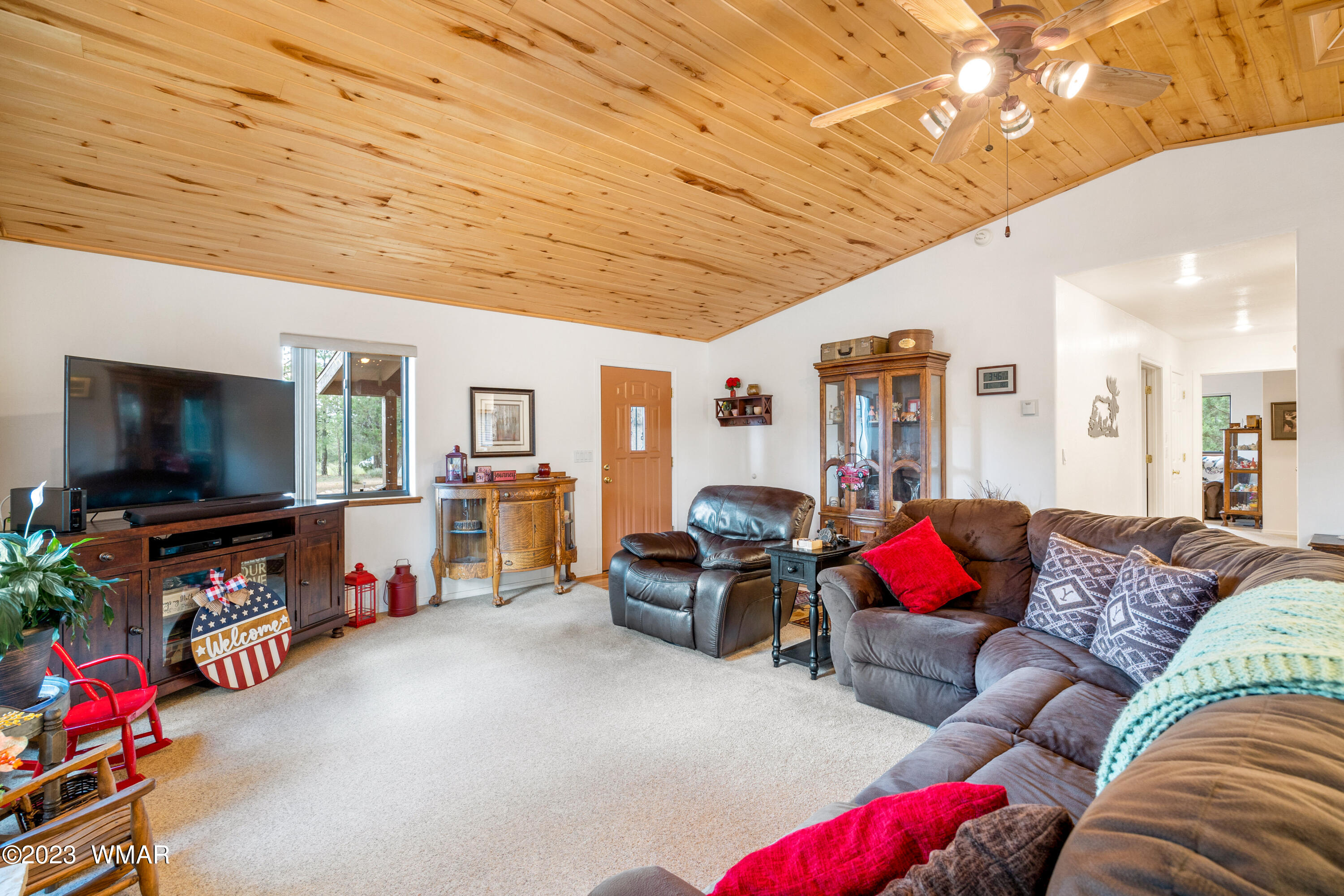 2862 Cedar Ridge Drive Overgaard, AZ 85933 - Photo 8 of 36