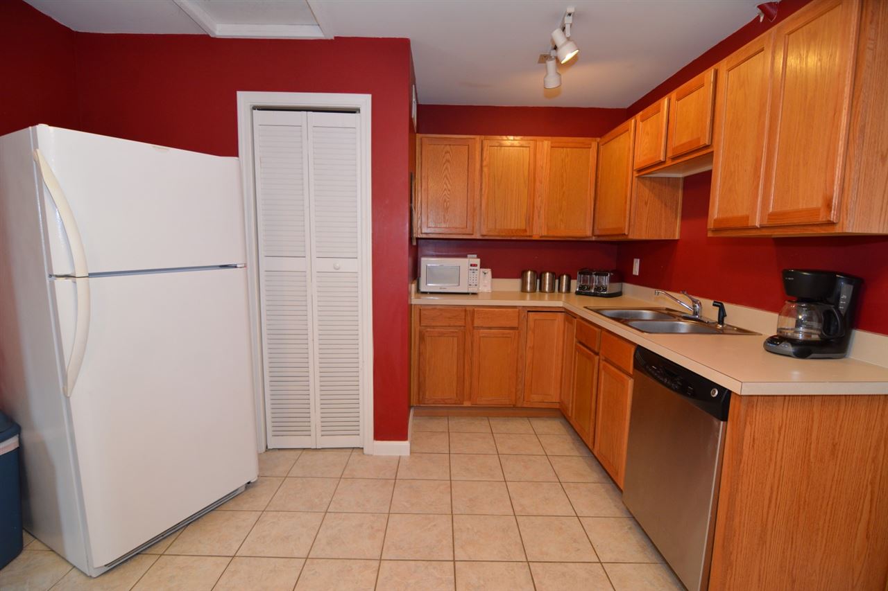 3301 Tremont Road Evansville, IN 47710 - Photo 6 of 14 Gallery Image 6