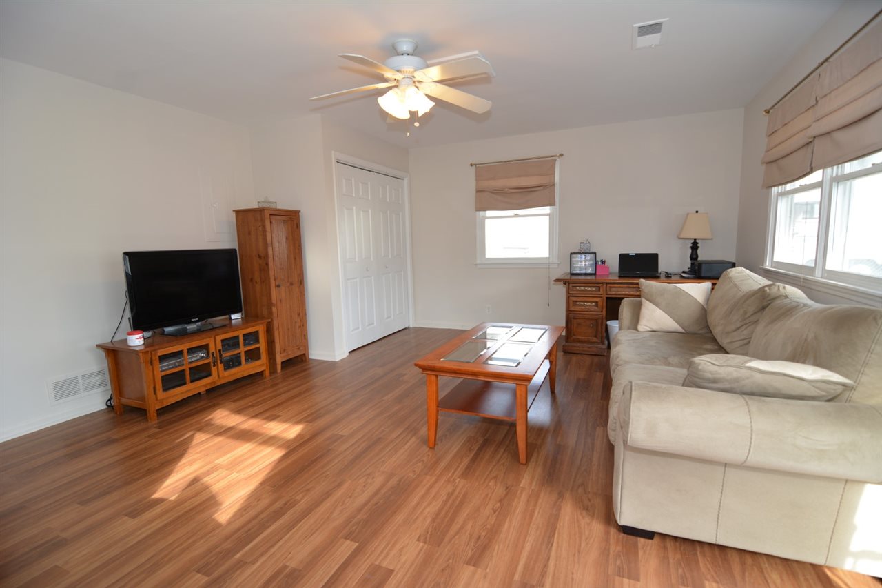3301 Tremont Road Evansville, IN 47710 - Photo 8 of 14 Gallery Image 8