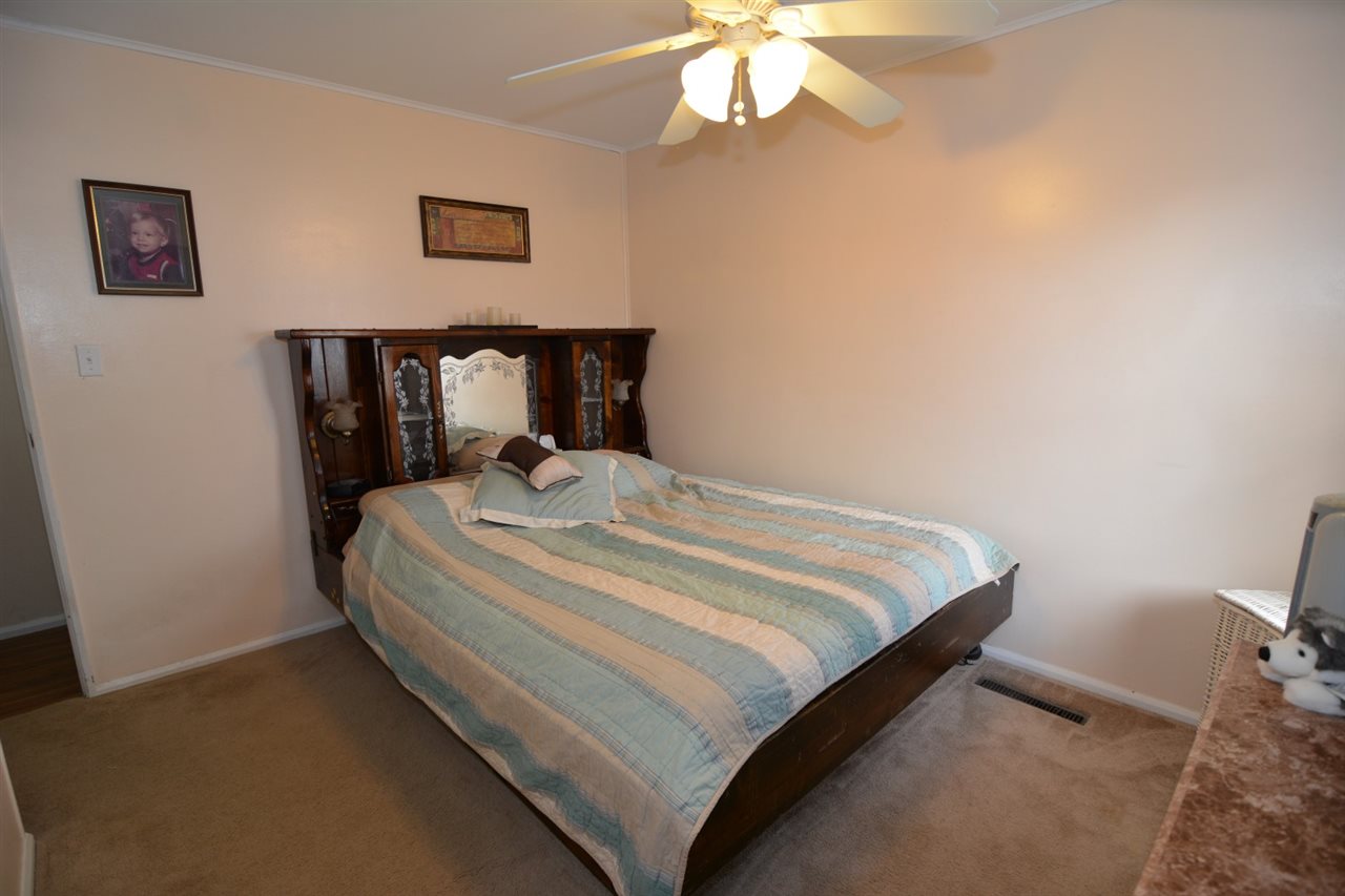 3301 Tremont Road Evansville, IN 47710 - Photo 9 of 14 Gallery Image 9