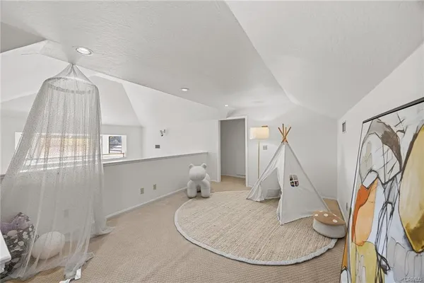 $11,000 | 673 South Mentor Avenue, Pasadena, CA 91106