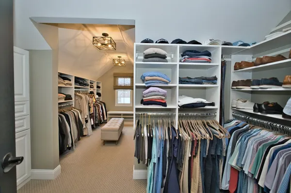 $999,900 | 10 Raes Creek Court, Bolingbrook, IL 60490