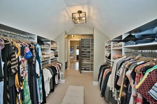 $999,900 | 10 Raes Creek Court, Bolingbrook, IL 60490