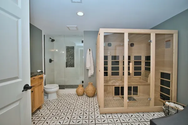 $999,900 | 10 Raes Creek Court, Bolingbrook, IL 60490