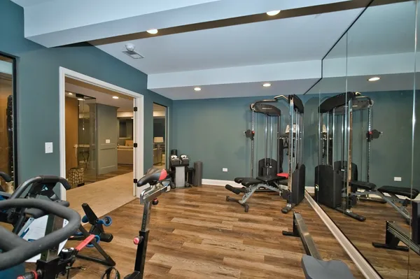 $999,900 | 10 Raes Creek Court, Bolingbrook, IL 60490