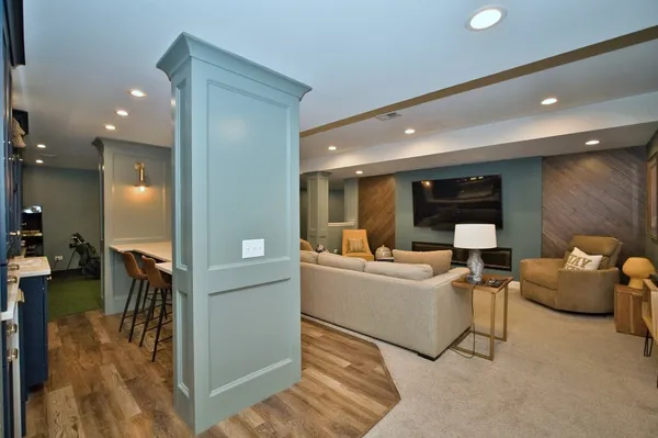 $999,900 | 10 Raes Creek Court, Bolingbrook, IL 60490