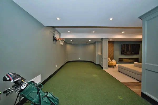 $999,900 | 10 Raes Creek Court, Bolingbrook, IL 60490