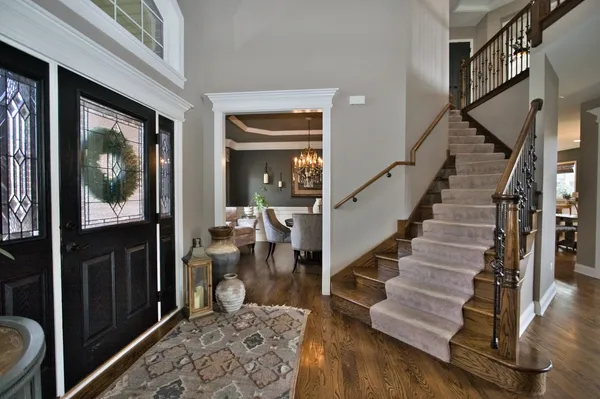 $999,900 | 10 Raes Creek Court, Bolingbrook, IL 60490