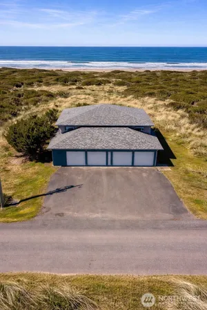 $434,900 | 1027 South Sand Dune Avenue Southwest, Unit 1A, Ocean Shores, WA 98569