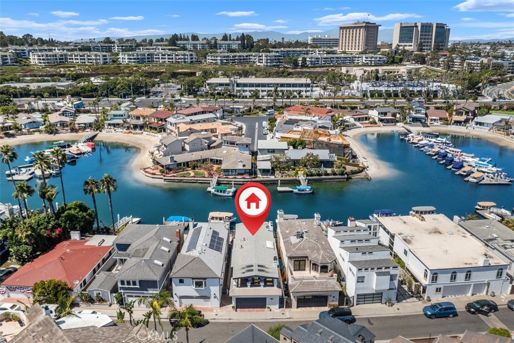3810 Channel Place Newport Beach, CA 92663 - Photo 43 of 43 an aerial view of residential houses with outdoor space