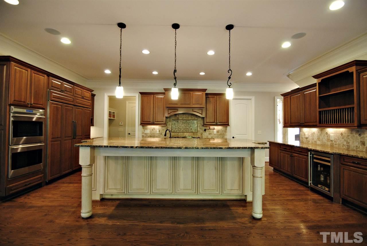 7041 Copperleaf Place Cary, NC 27519 - Photo 8 of 25