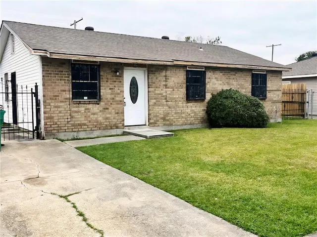$1,600 | 351 Glen Della Drive, Westwego, LA 70094