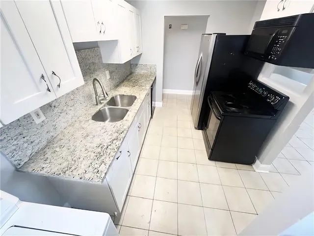 $1,600 | 351 Glen Della Drive, Westwego, LA 70094