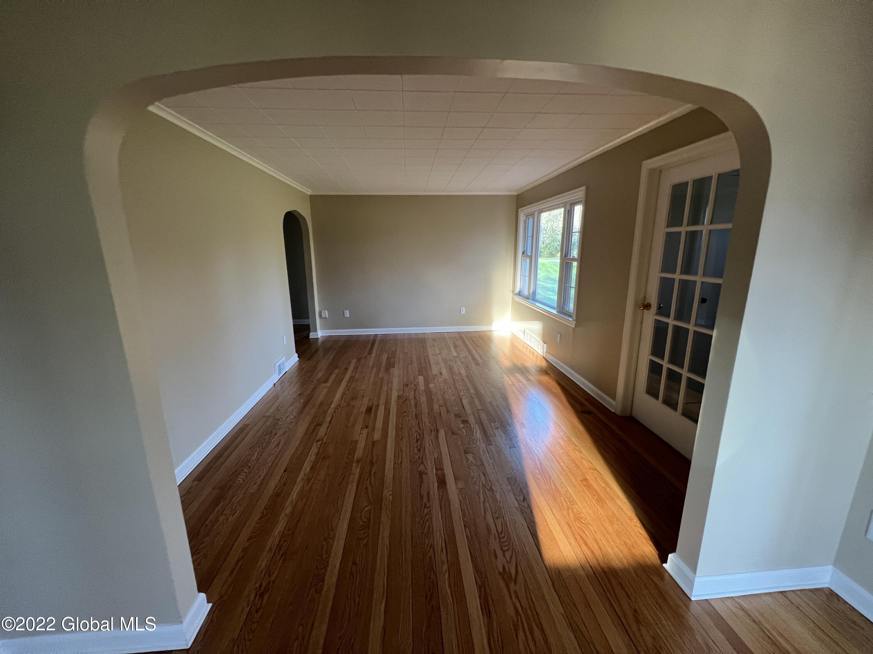 52 Maxwell Road Colonie, NY 12110 - Photo 6 of 12 IMG_0480