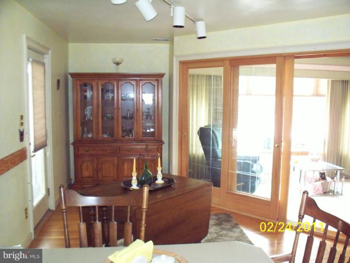 722 Cedar Hill Road Ambler, PA 19002 - Photo 4 of 18 Gallery Image 4