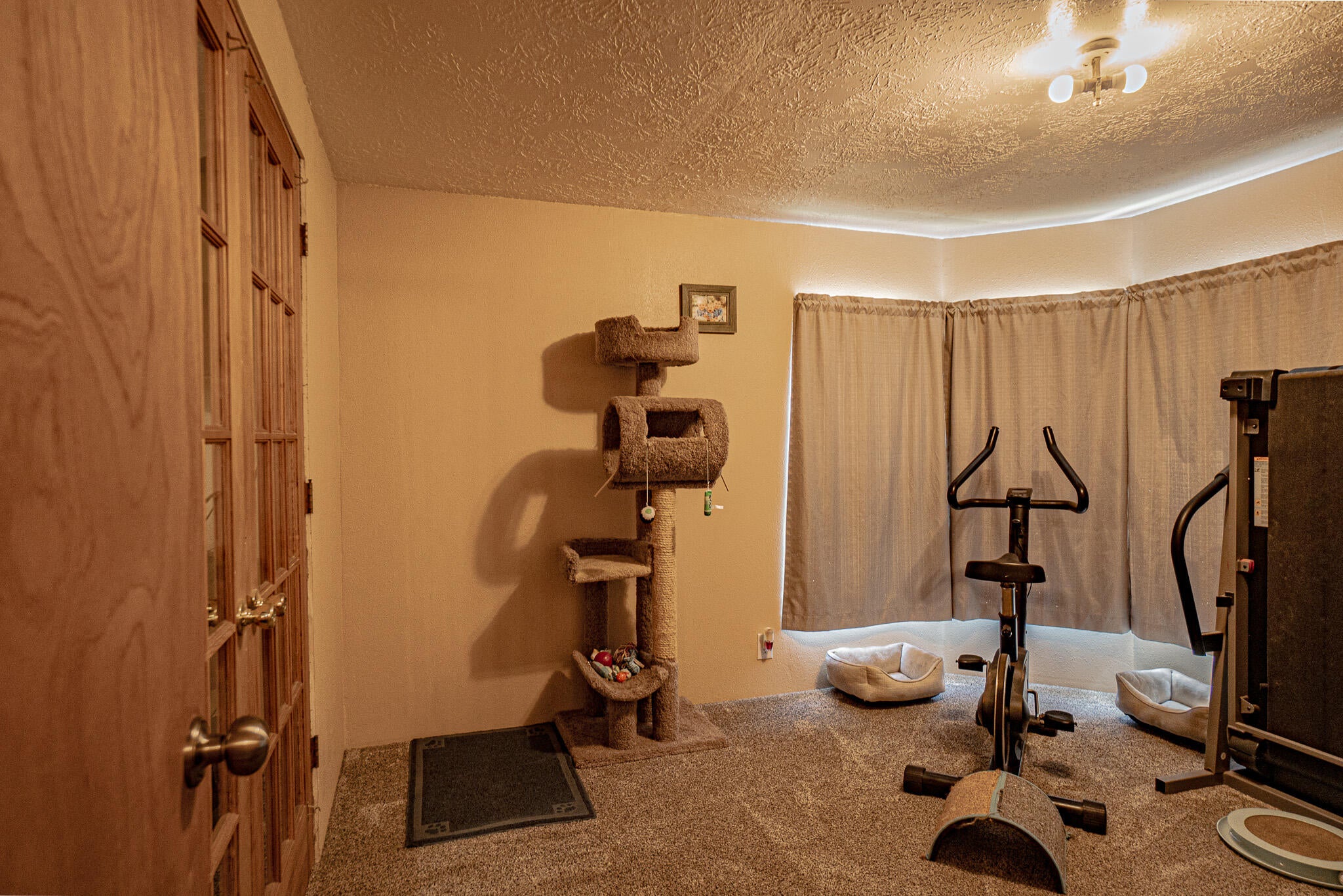 444 East Dutton Road Eagle Point, OR 97524 - Photo 31 of 40 Second Home Bedroom 3