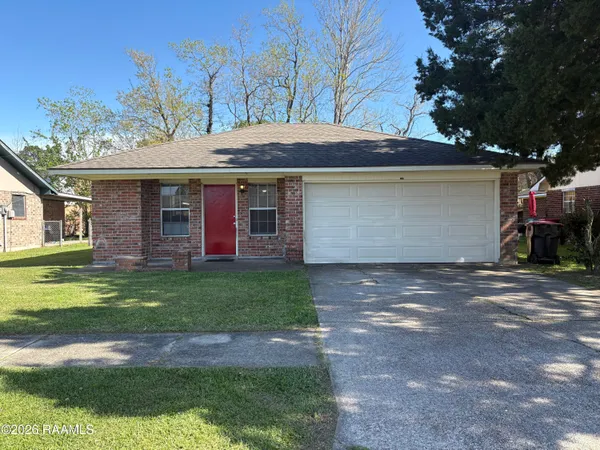 $1,450 | 205 Brookwood Circle, Lafayette, LA 70506