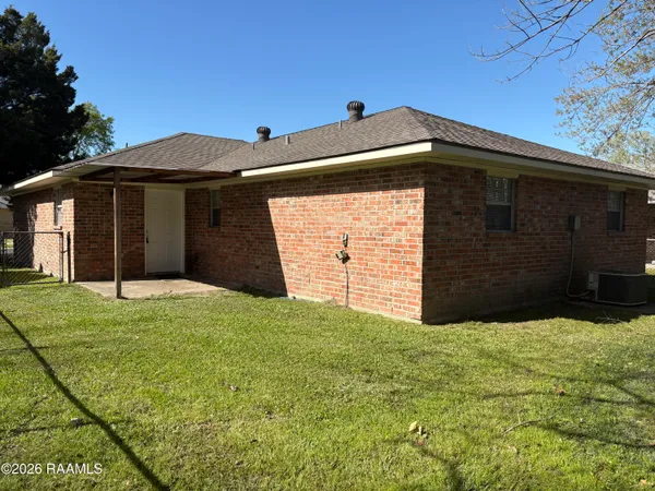 $1,450 | 205 Brookwood Circle, Lafayette, LA 70506