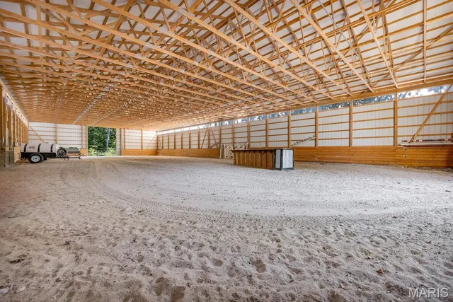 $660,000 | 29022 Pinnacle Lake Road, New Florence, MO 63363