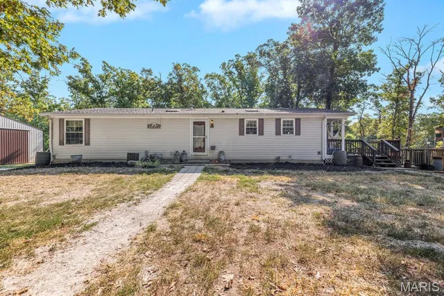 $660,000 | 29022 Pinnacle Lake Road, New Florence, MO 63363