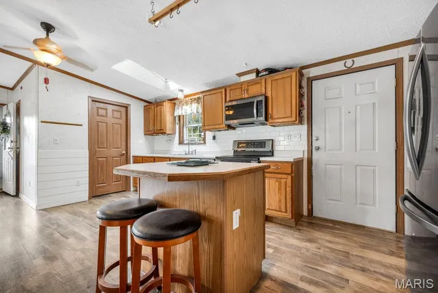 $660,000 | 29022 Pinnacle Lake Road, New Florence, MO 63363