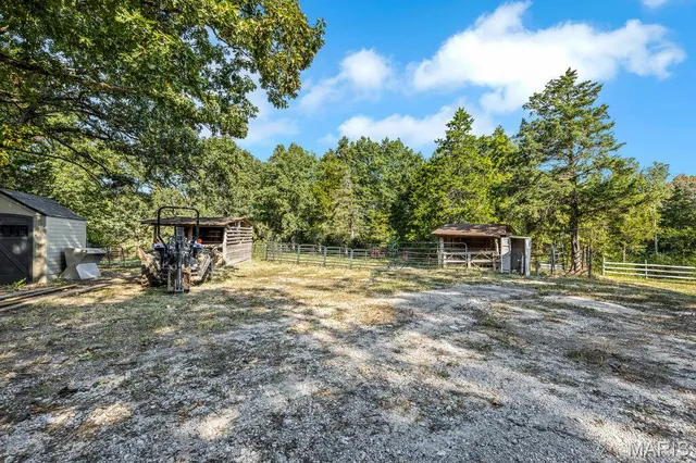 $660,000 | 29022 Pinnacle Lake Road, New Florence, MO 63363