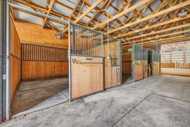 $660,000 | 29022 Pinnacle Lake Road, New Florence, MO 63363