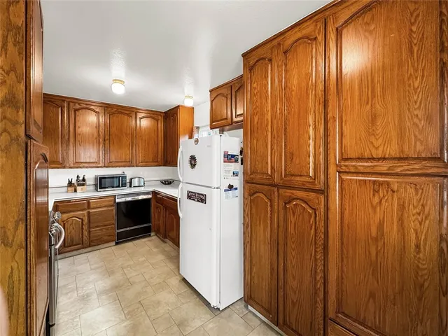 $899,999 | 10415 Valley View Avenue, Whittier, CA 90604