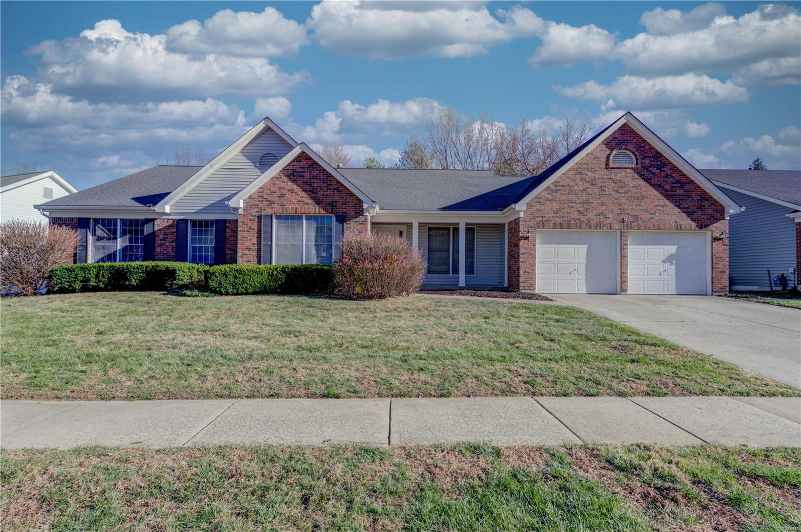 8 Stable Ridge St. Charles, MO 63301 - Photo 1 of 77 Gallery Image 1