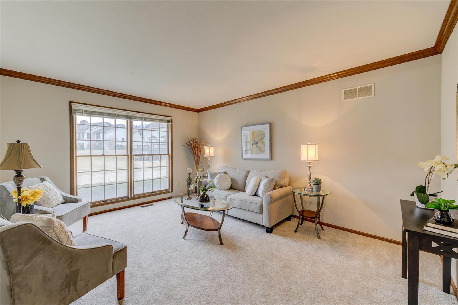 8 Stable Ridge St. Charles, MO 63301 - Photo 11 of 77 Gallery Image 11