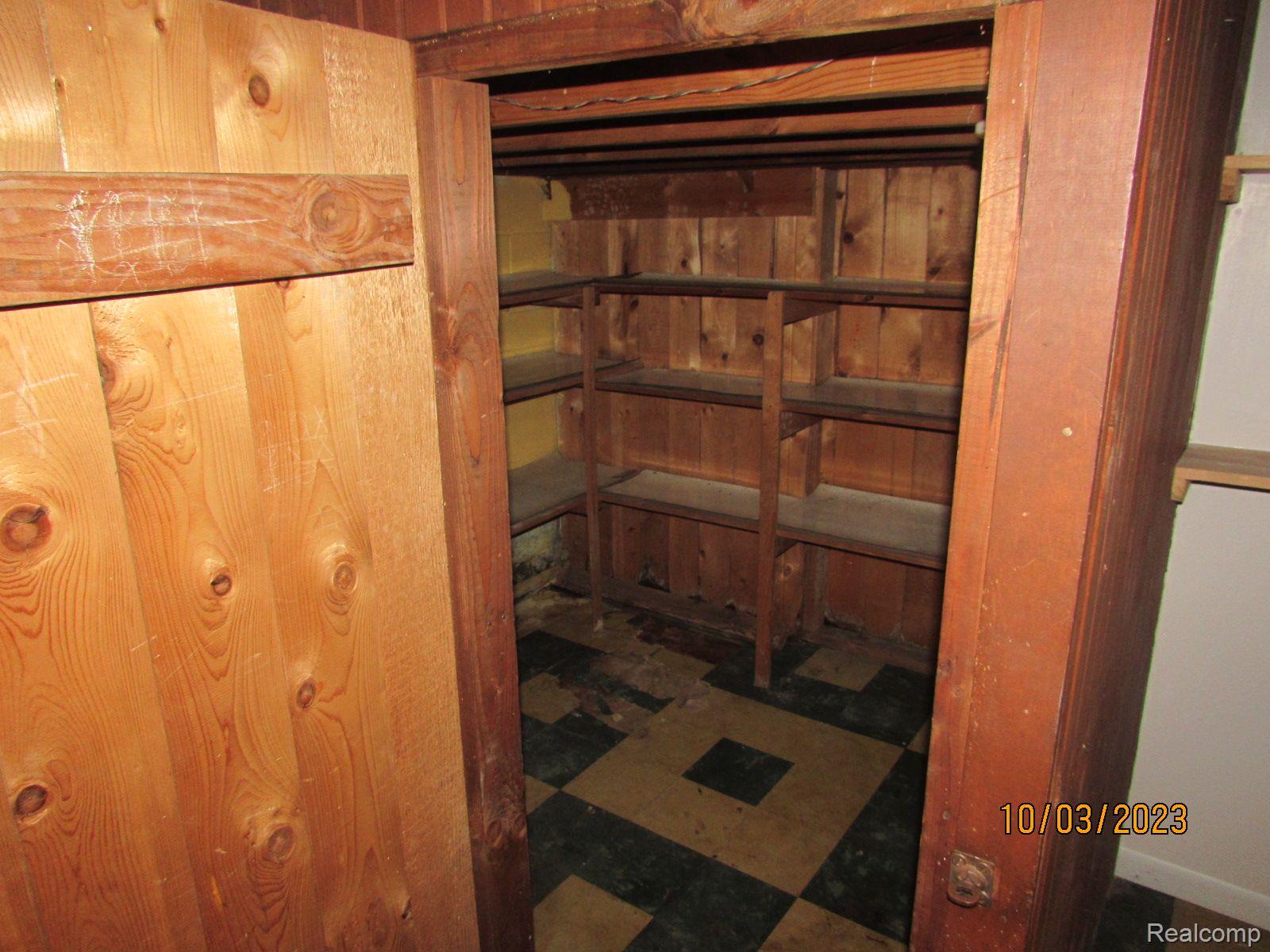 5574-76 Devonshire Road Detroit, MI 48224 - Photo 39 of 53 Gallery Image 39