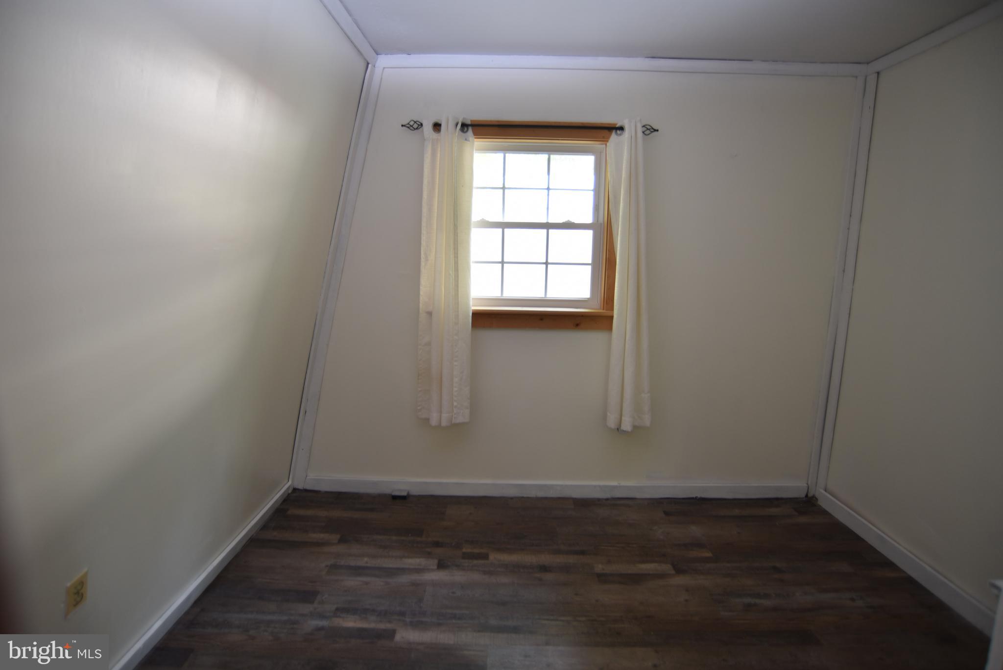 586 Cardinal View Road Paw Paw, WV 25434 - Photo 19 of 25