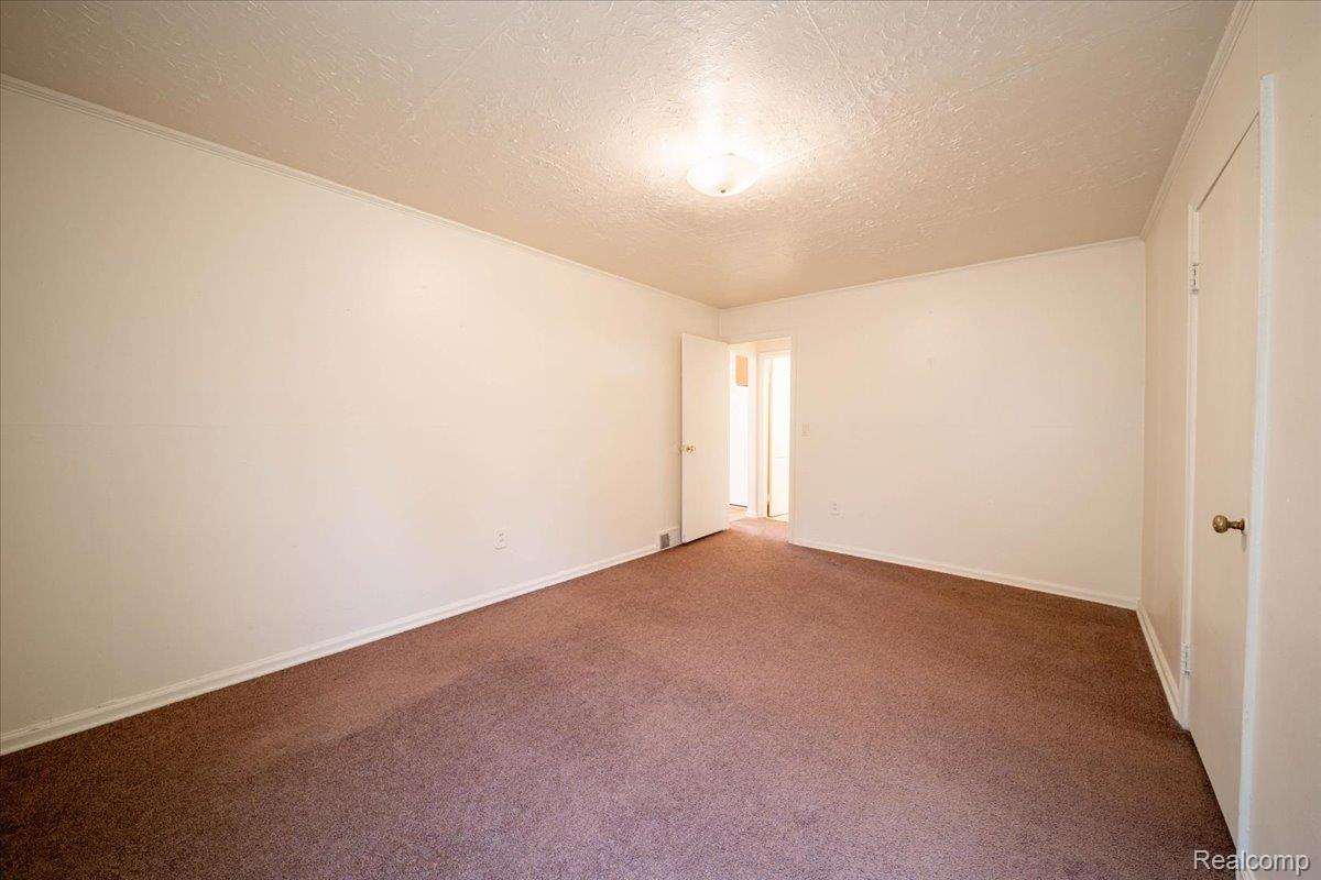 4335 Territorial Road, Unit B Rochester, MI 48306 - Photo 17 of 20 17-8M7A6315-HDR.jpg