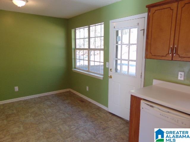 707 Mark Green Road Jacksonville, AL 36265 - Photo 5 of 36