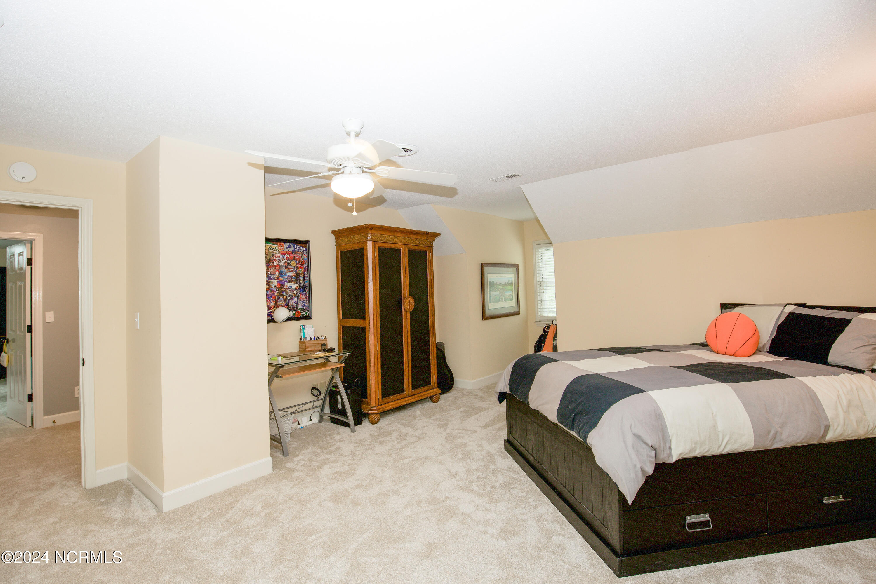 2 Colonial Pines Circle Pinehurst, NC 28374 - Photo 24 of 35 2 Colonial Pines Cir-39