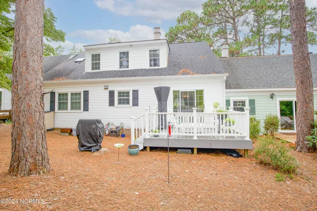 $339,000 | 2 Colonial Pines Circle, Pinehurst, NC 28374