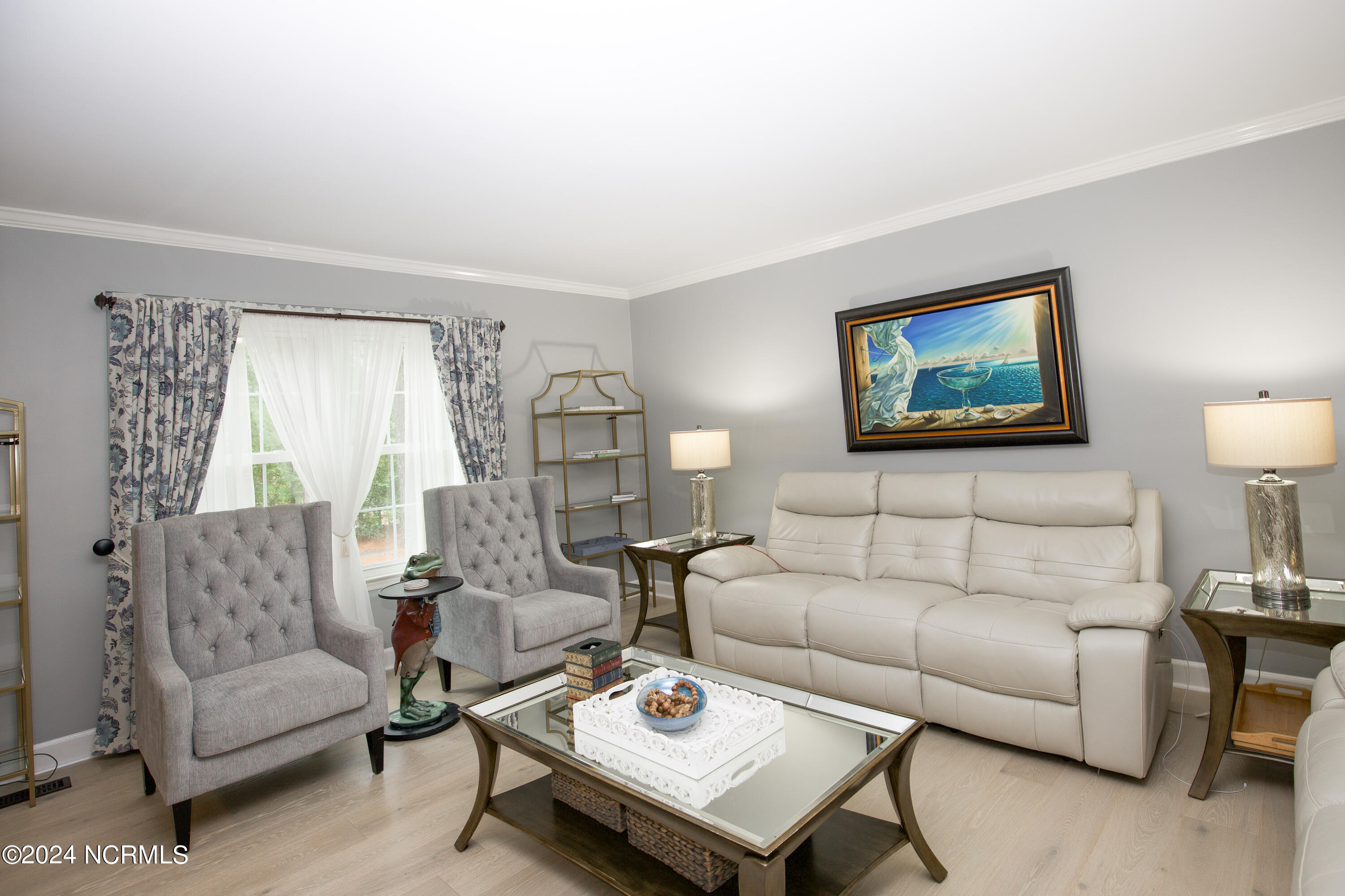 2 Colonial Pines Circle Pinehurst, NC 28374 - Photo 3 of 35 2 Colonial Pines Cir-26