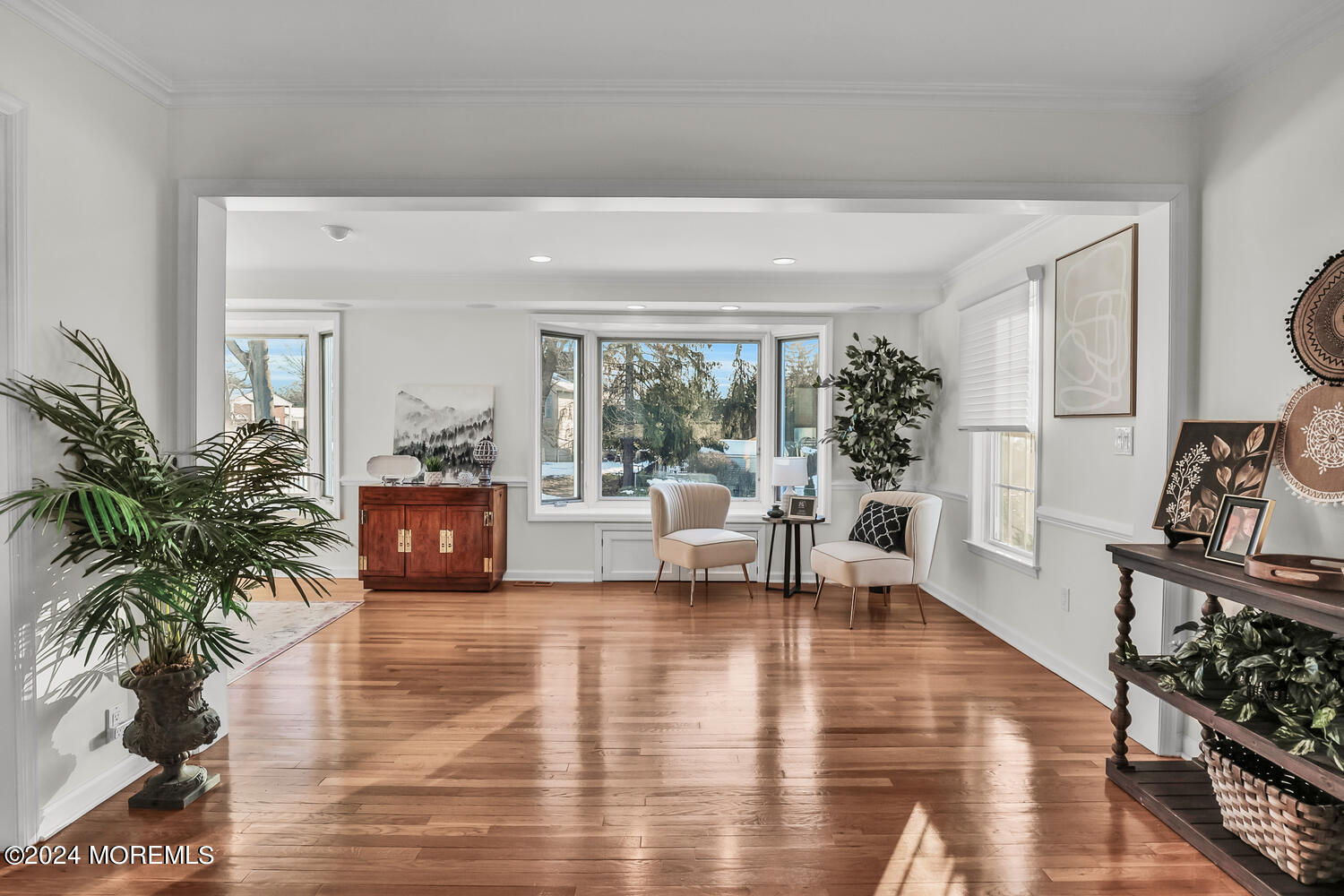 51 Ivy Hill Road Red Bank, NJ 07701 - Photo 2 of 47 51 Ivy Hill Rd Red Bank NJ-large-008-035