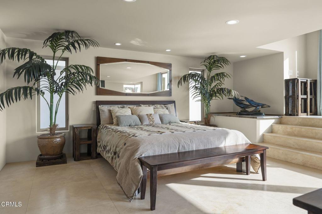 3629 Ocean Drive Oxnard, CA 93035 - Photo 29 of 60 a living room with furniture and a potted plant