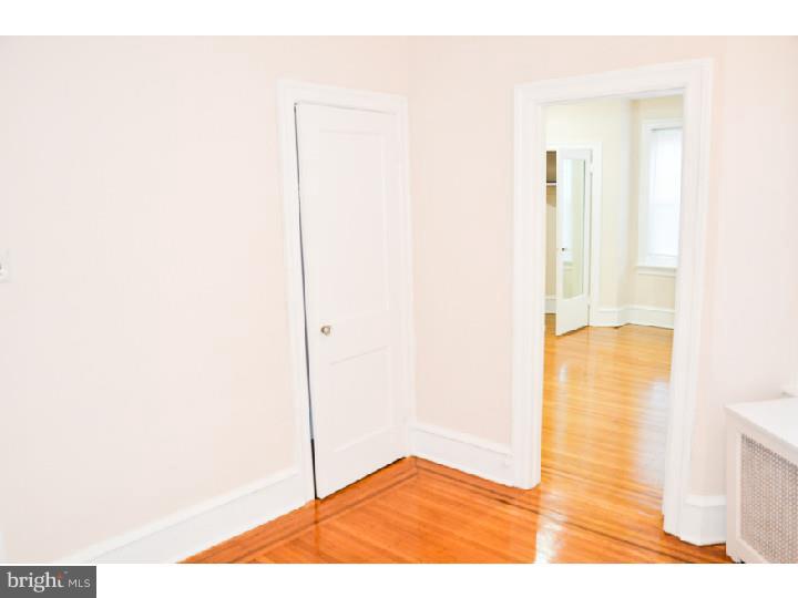 6041 Nassau Road Philadelphia, PA 19151 - Photo 14 of 25 Gallery Image 14