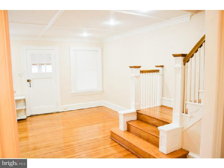 6041 Nassau Road Philadelphia, PA 19151 - Photo 5 of 25 Gallery Image 5