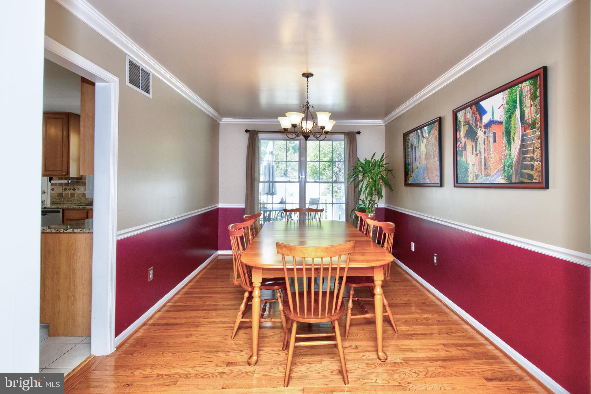 10002 Lodge Road Baltimore, MD 21234 - Photo 12 of 32 Gallery Image 12