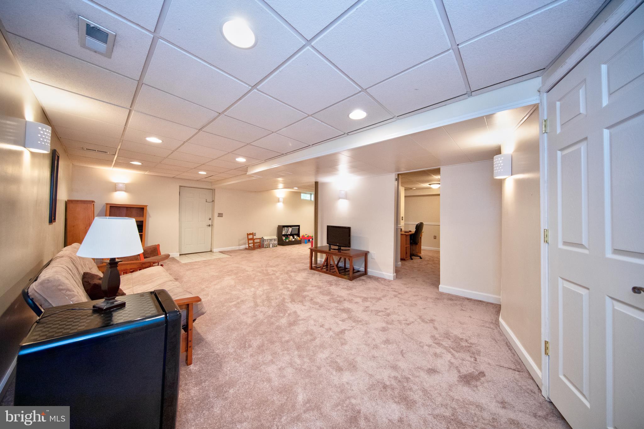 10002 Lodge Road Baltimore, MD 21234 - Photo 25 of 32 Gallery Image 25