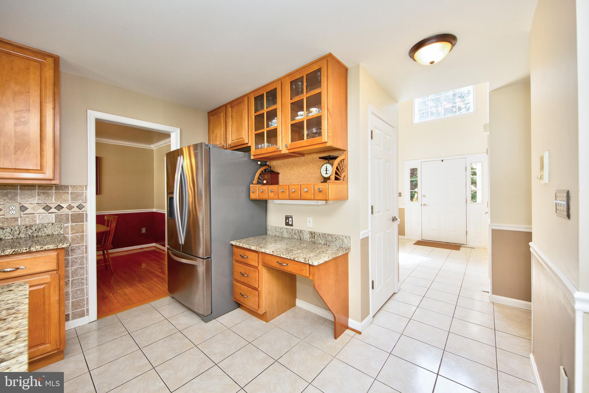 10002 Lodge Road Baltimore, MD 21234 - Photo 8 of 32 Gallery Image 8
